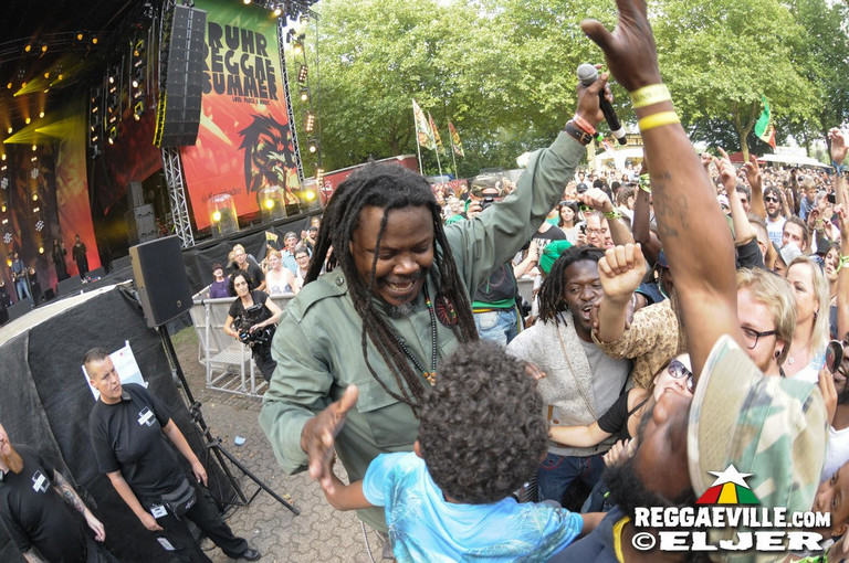 Photos: Macka B