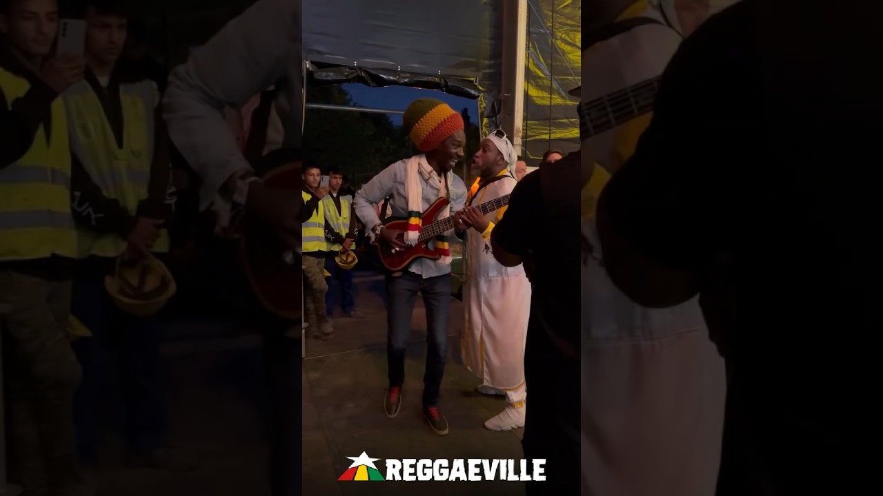 Steel Pulse' Amlak Tafari hands over the bass to Meta @ SummerJam 2024 [7/7/2024]