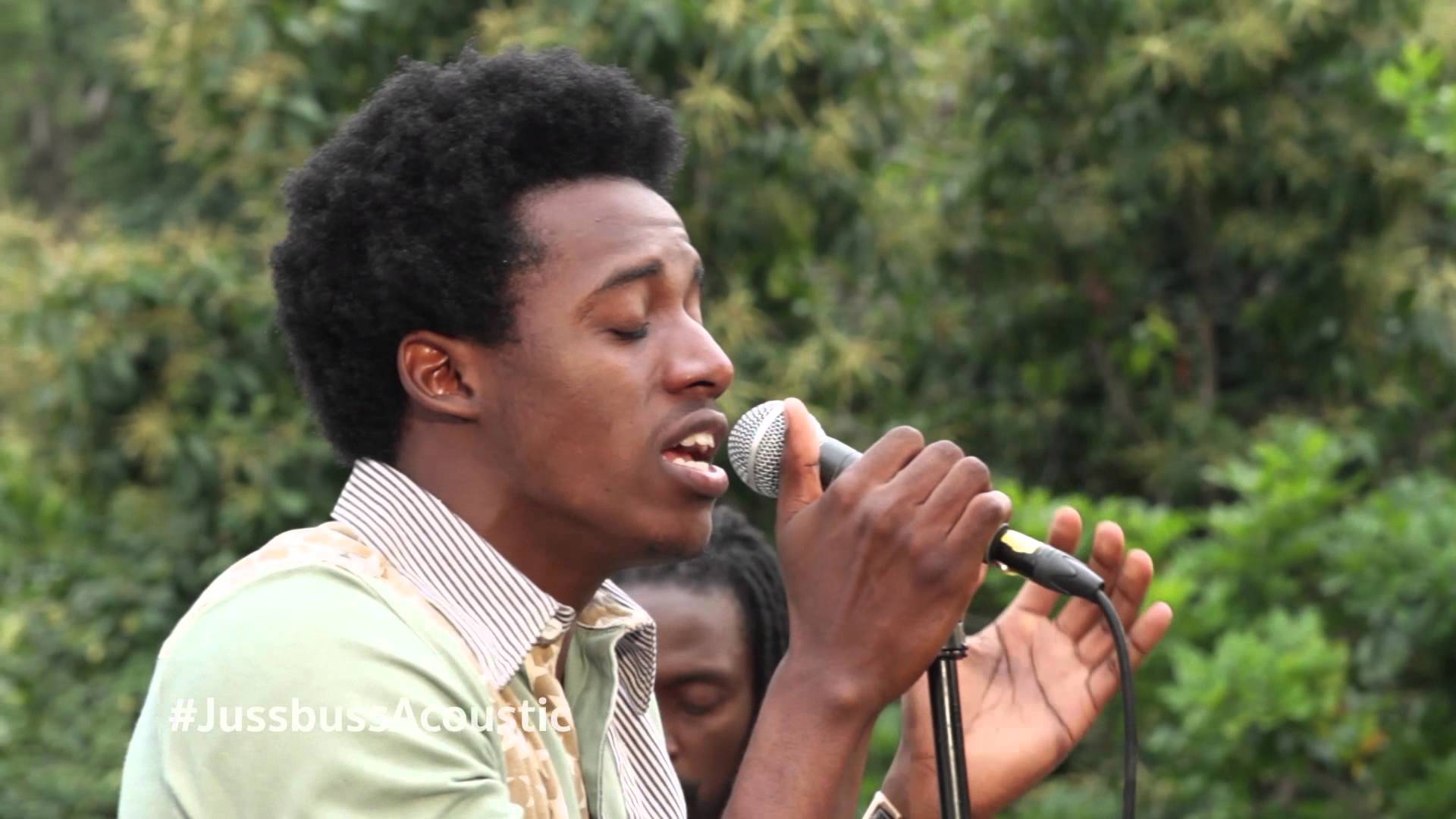 Romain Virgo - Way Too Beautiful @ Jussbuss Acoustic [10/14/2015]