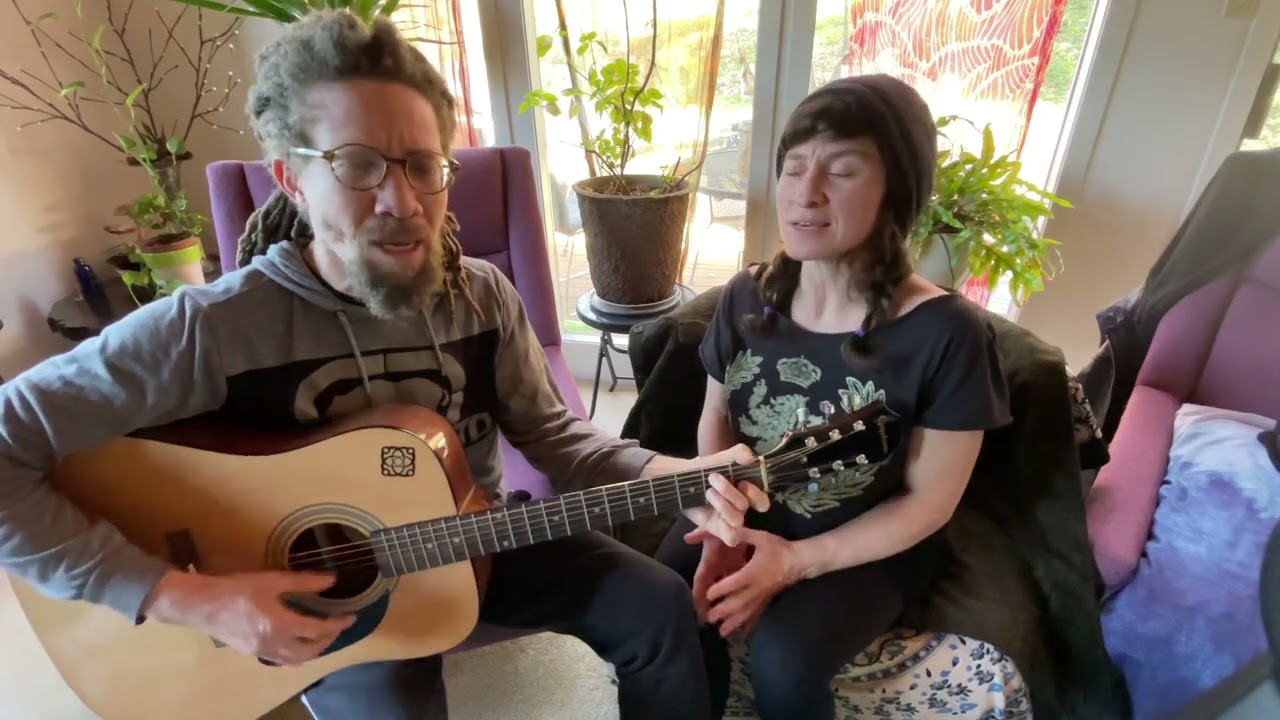 Jallanzo & Damia - Voice Of The People (Acoustic) [1/29/2022]