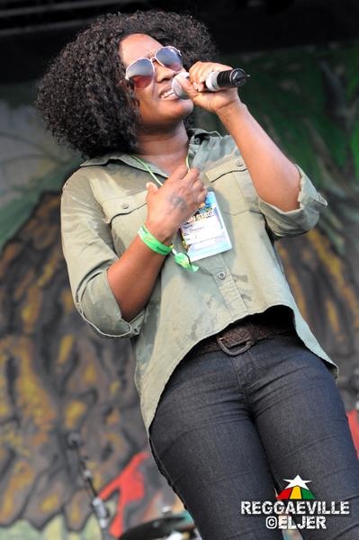 Photos Tanya Stephens In Benicassim Spain Rototom Sunsplash