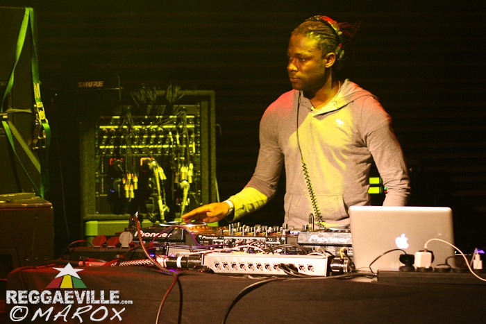 Introduction @ War Ina East 2013